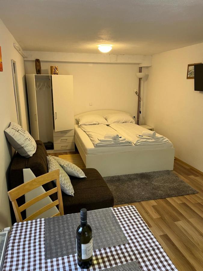 קרנייסקה גורה Apartments Jelka מראה חיצוני תמונה